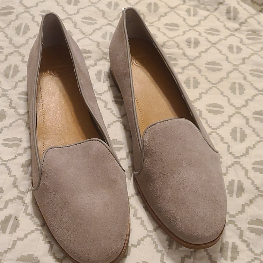 Ugg Bonnie suede loafers color oyster